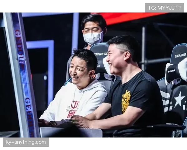 邹市明比赛后秒变精致老干部，这反差我服！